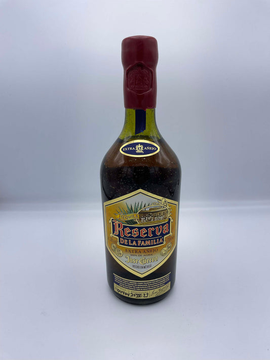 Jose Cuervo Reserva de la Familia Extra Anejo 0.70 lt